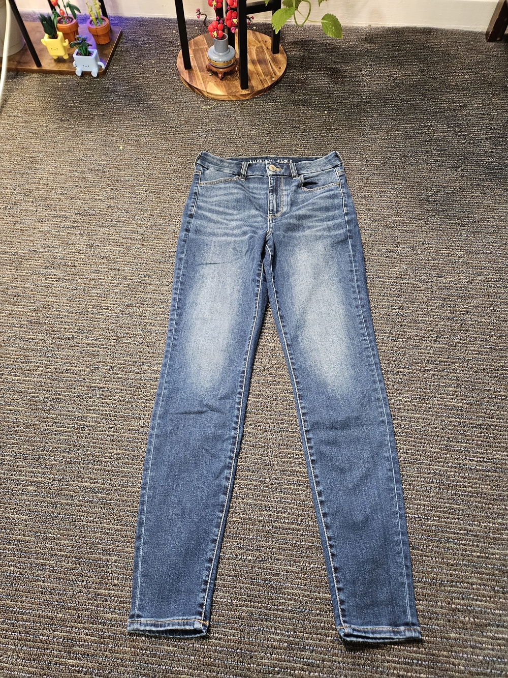 American Eagle Outfitters Curvy Hi-Rise Jeggings